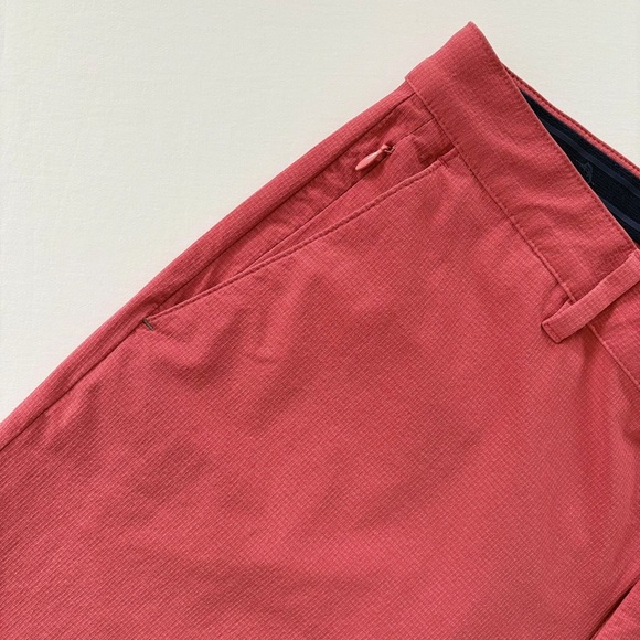 Tommy Bahama Chip Shot 10 inch shorts Flat Front Shorts New Red - Picture 3 of 9